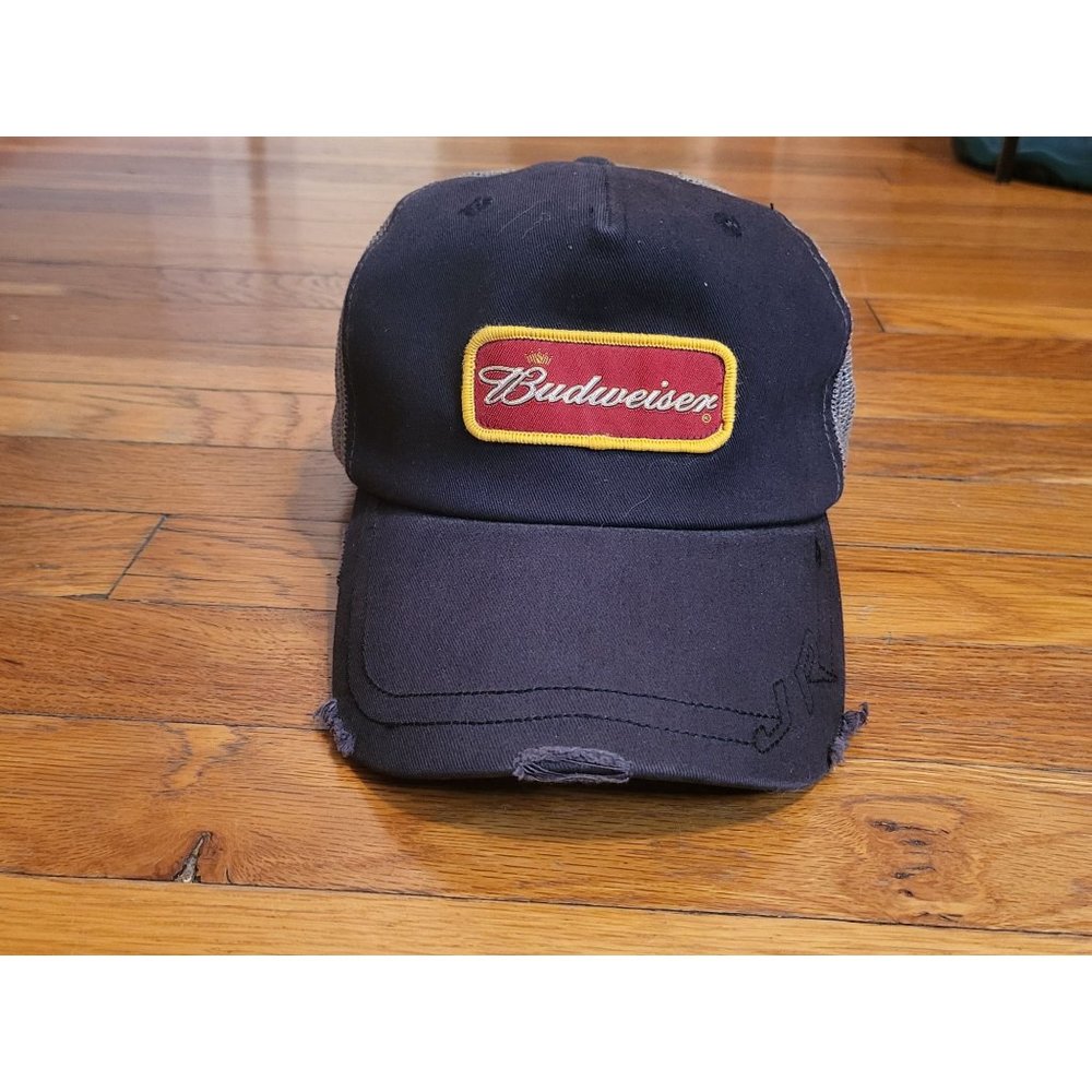 Budweiser hat Chase Authentics